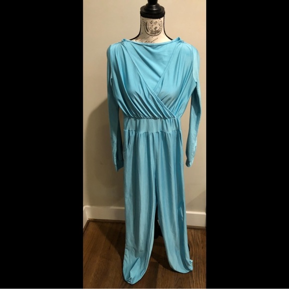 Shiny, stretchy  blue Bodycon vneck, skinny leg  jumpsuit women’s onsie size L - Picture 8 of 9